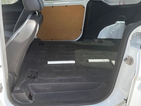 Used 2018 Ford Transit Connect XL image 12