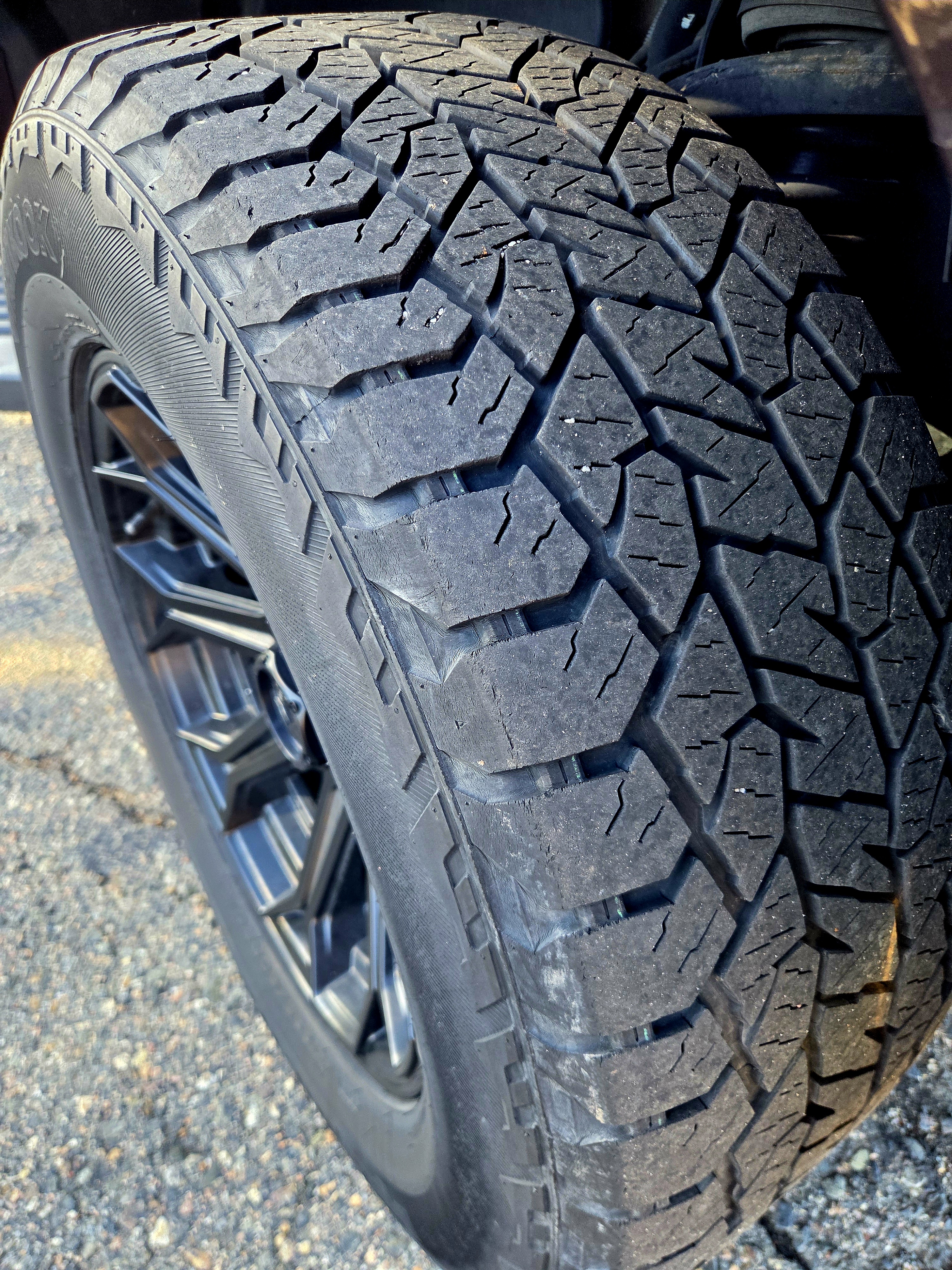 Used 2018 Ford F150 XLT AWD/4WD image 13