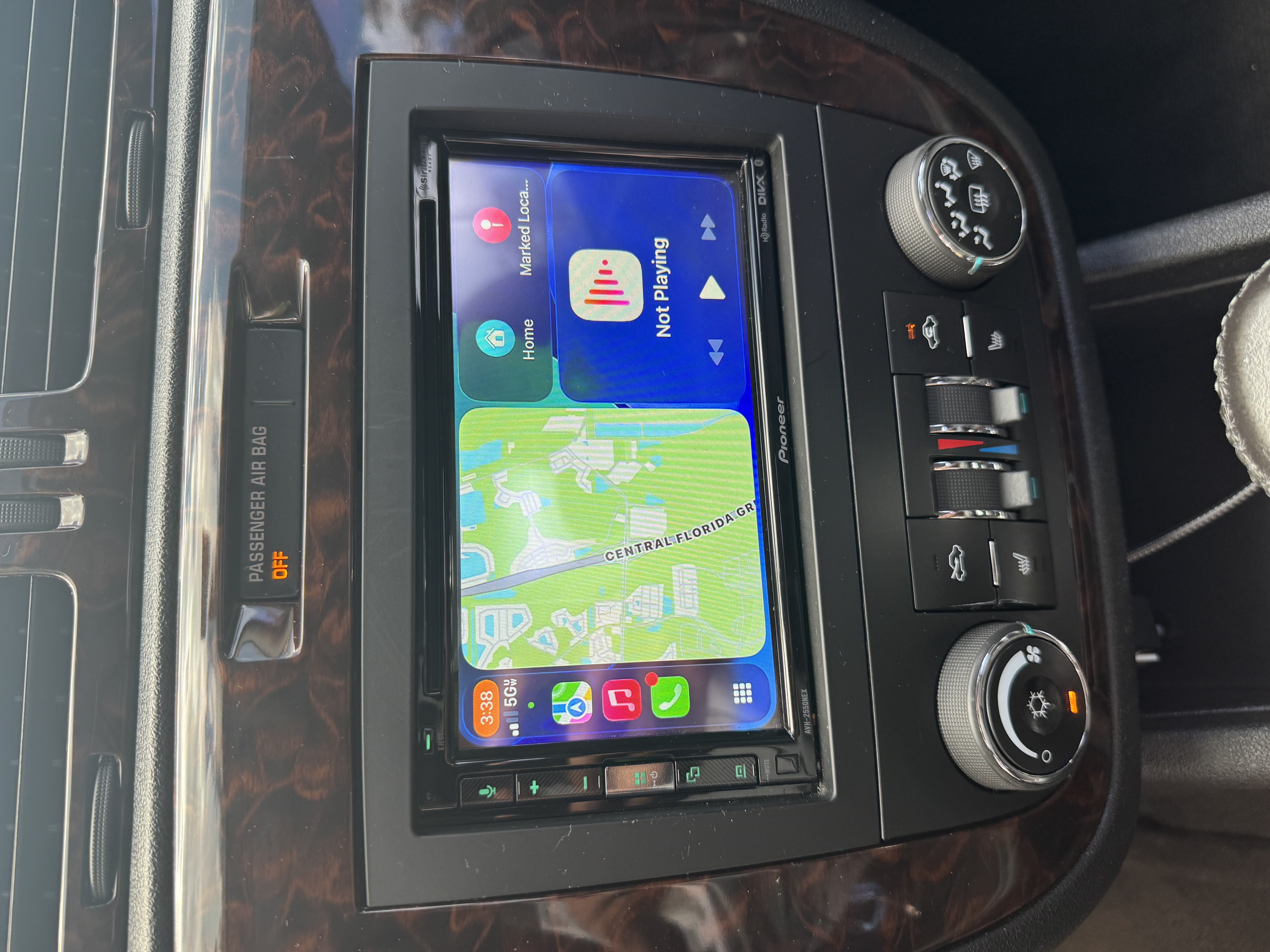 Used 2013 Chevrolet Impala LTZ FWD image 12