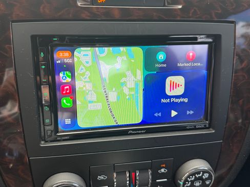Used 2013 Chevrolet Impala LTZ FWD image 12