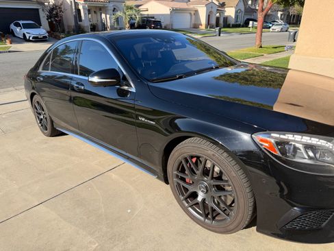 Used 2016 Mercedes-Benz S 63 AMG 4MATIC Sedan image 5