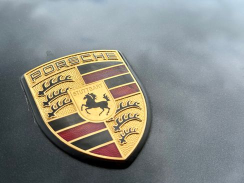 Used 2001 Porsche 911 Cabriolet image 2