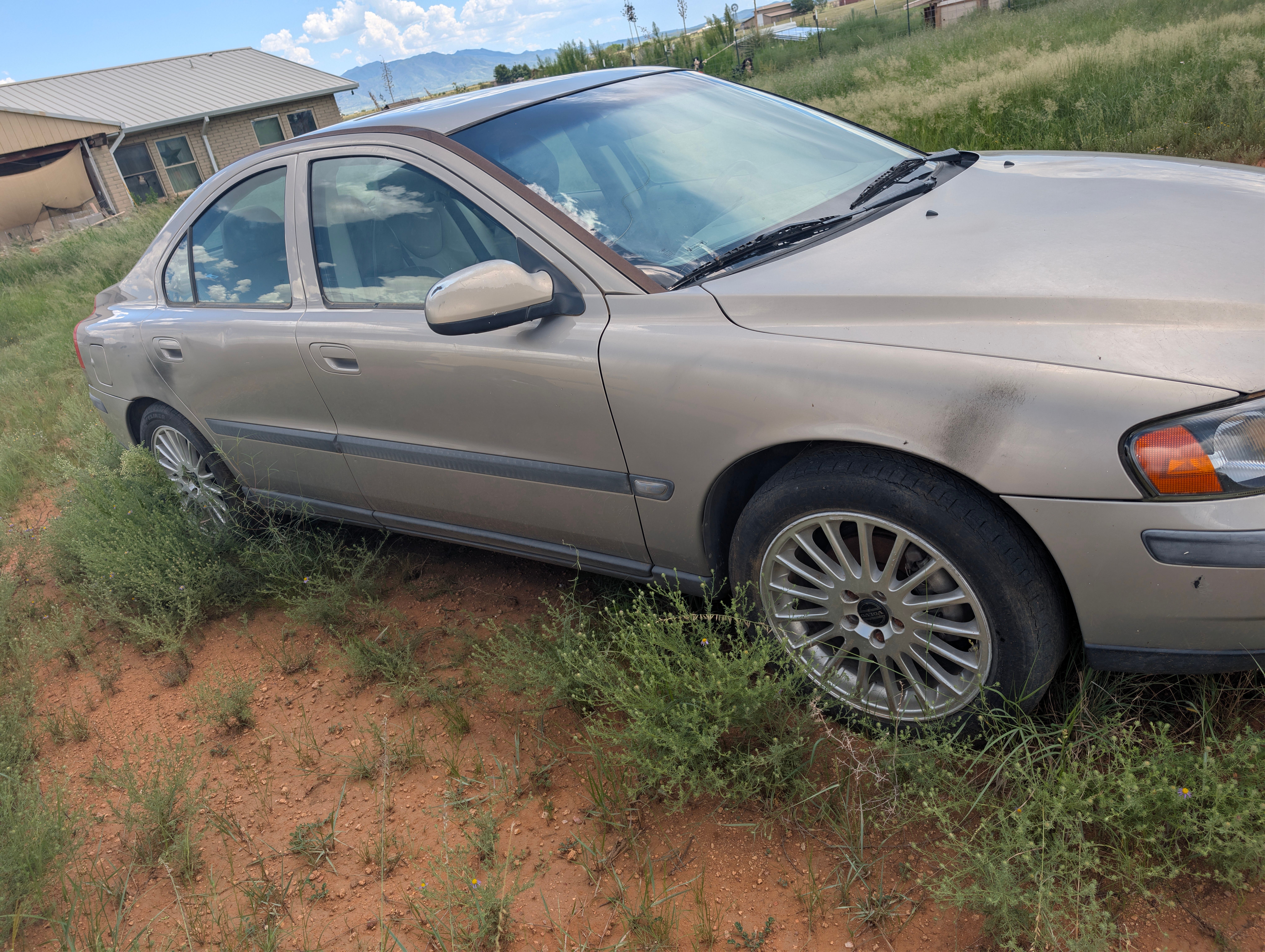 Used 2001 Volvo S60 2.4T FWD image 4