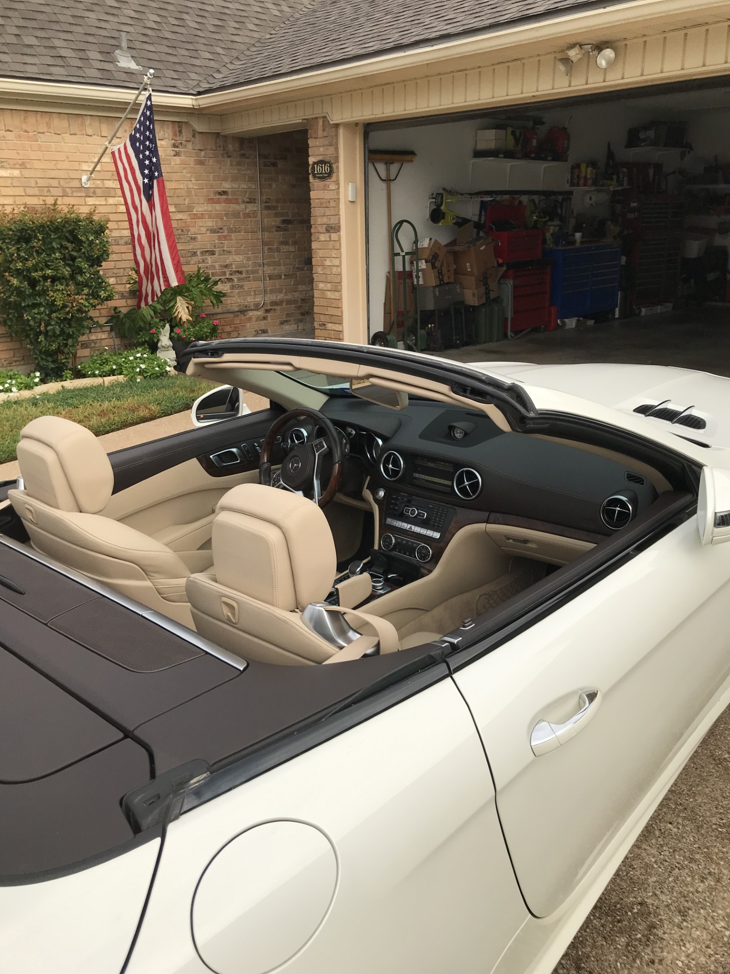 Used 2013 Mercedes-Benz SL 550 image 9