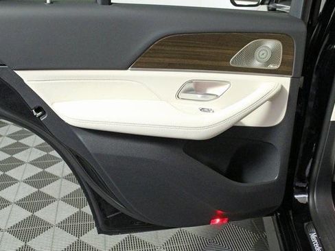 Used 2024 Mercedes-Benz GLE 350 4MATIC image 29
