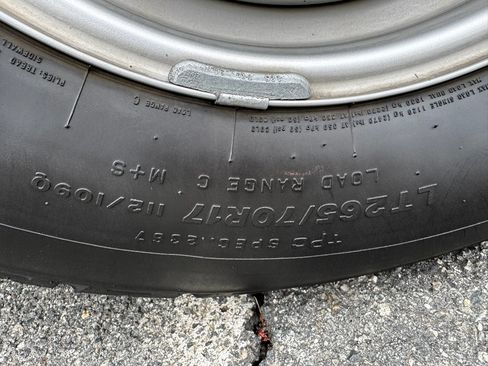 Used 2023 Chevrolet Silverado 1500 W/T w/ WT Value Package image 26