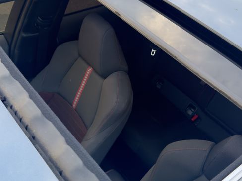 Used 2023 Toyota Corolla SE w/ SE Package image 29