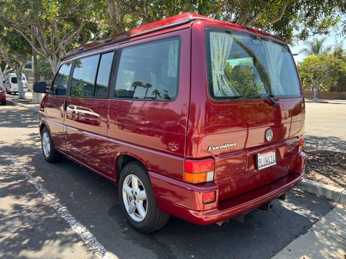 Used 2003 Volkswagen Eurovan MV image 5