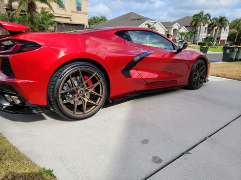 Used 2025 Chevrolet Corvette Stingray Premium Cpe w/ Z51 Performance Package image 1