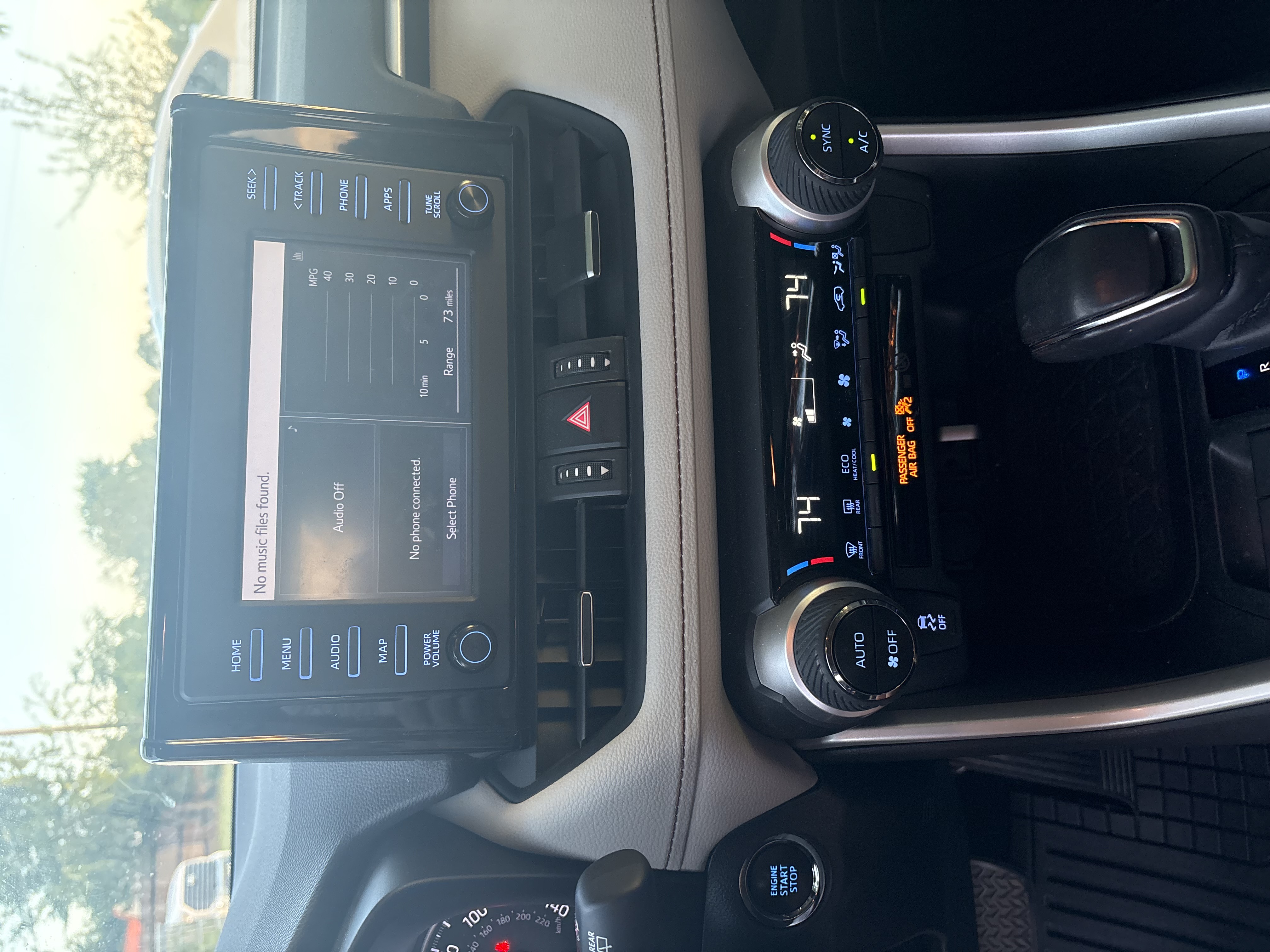 Used 2019 Toyota RAV4 XLE Premium FWD image 6
