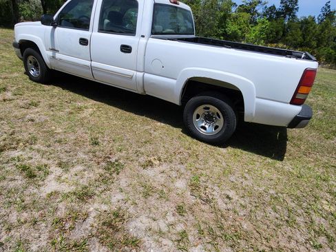 Used 2003 Chevrolet Silverado 1500 LS RWD image 2