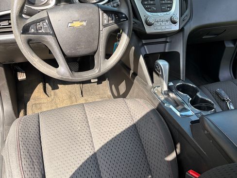 Used 2012 Chevrolet Equinox LS FWD image 6