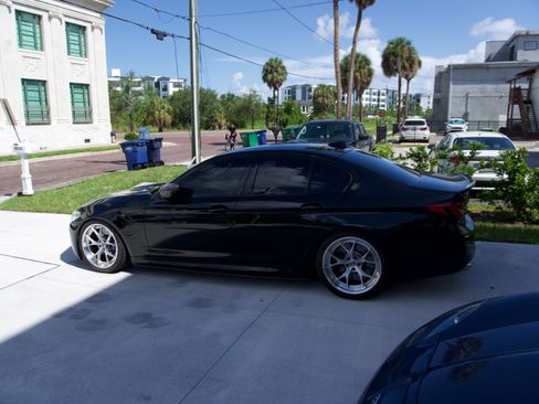 Used 2020 BMW M5 AWD/4WD image 1