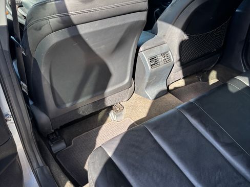 Used 2013 Subaru Outback 2.5i Limited w/ Moonroof Pkg AWD/4WD image 13