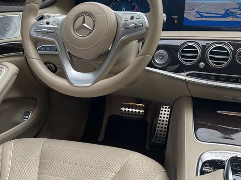 Used 2020 Mercedes-Benz S 560 Sedan image 8