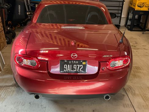 Used 2015 MAZDA MX-5 Miata Grand Touring w/ Premium Package image 15