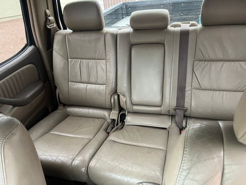 Used 2004 Toyota Tundra Limited image 10