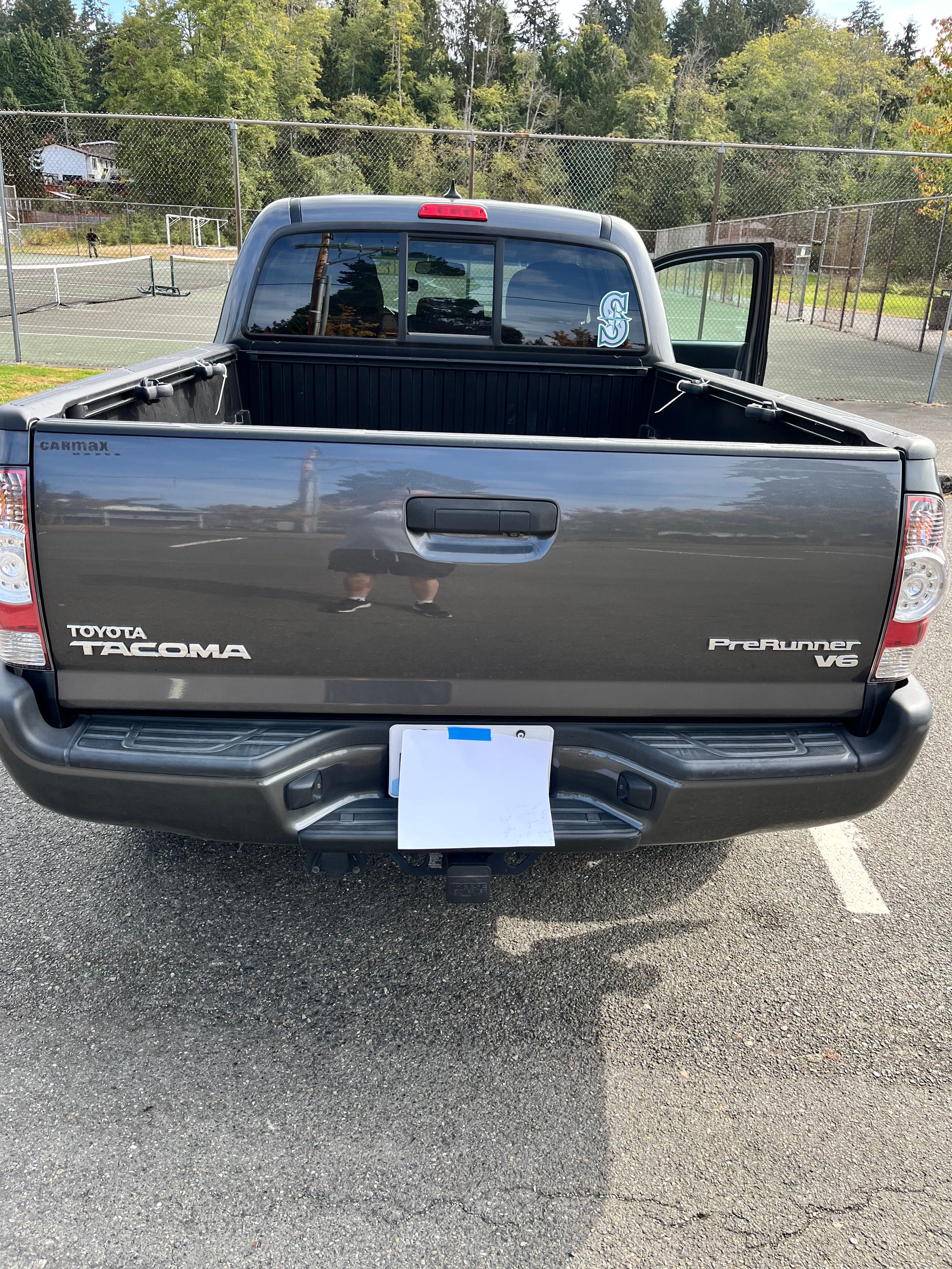 Used 2015 Toyota Tacoma PreRunner w/ TRD Sport Package RWD image 6