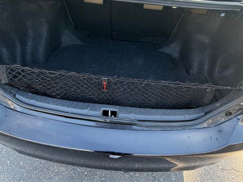 Used 2013 Toyota Corolla LE image 11