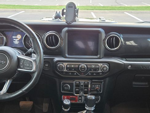 Used 2022 Jeep Wrangler Unlimited Rubicon 392 w/ Trailer Tow Package image 26