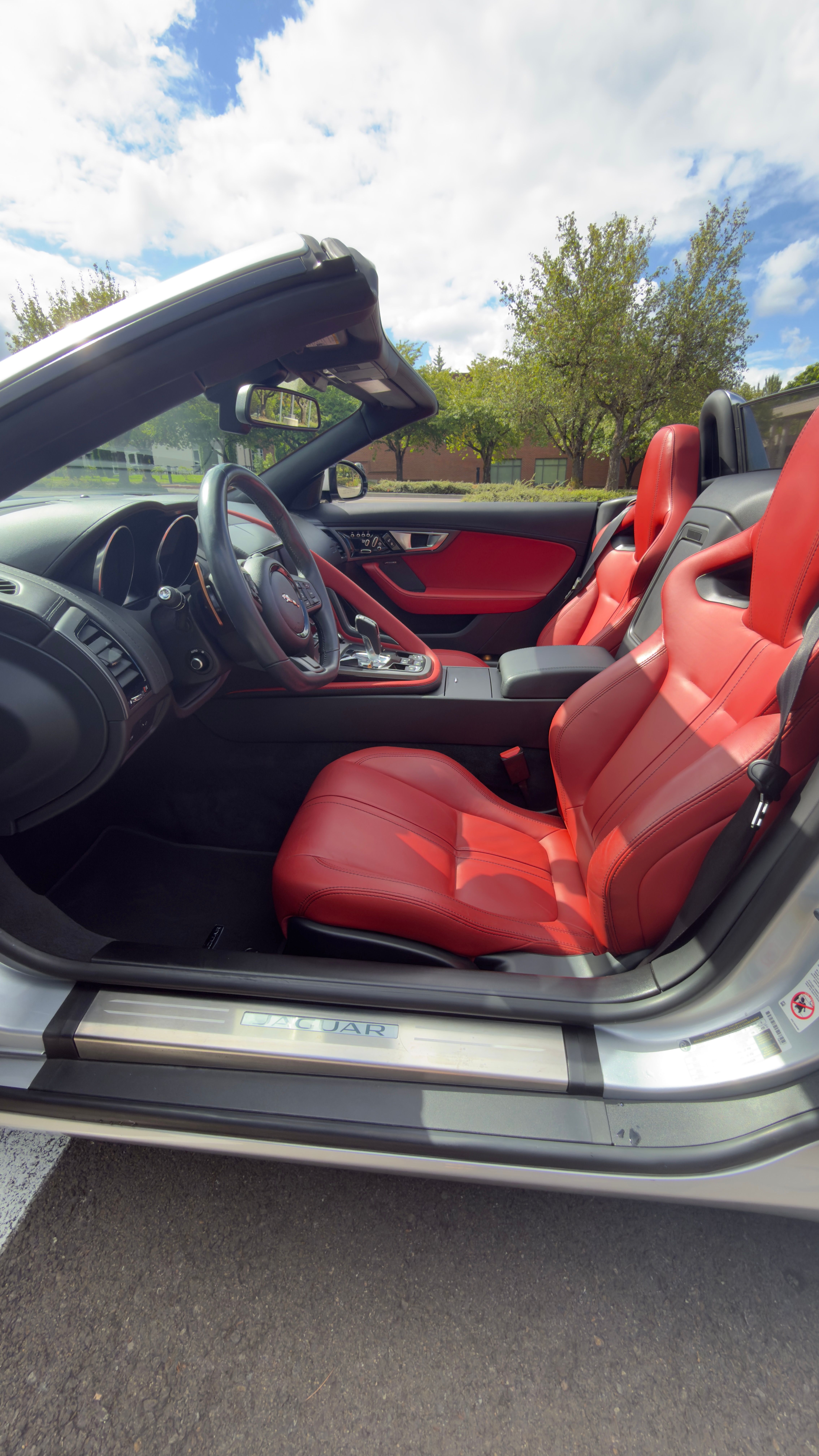 Used 2016 Jaguar F-TYPE S RWD image 13