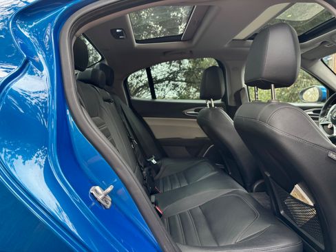 Used 2018 Alfa Romeo Giulia Ti Sport w/ Quick Order Package 22U Sport image 9