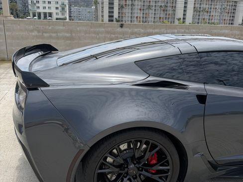 Used 2017 Chevrolet Corvette Z06 RWD image 12