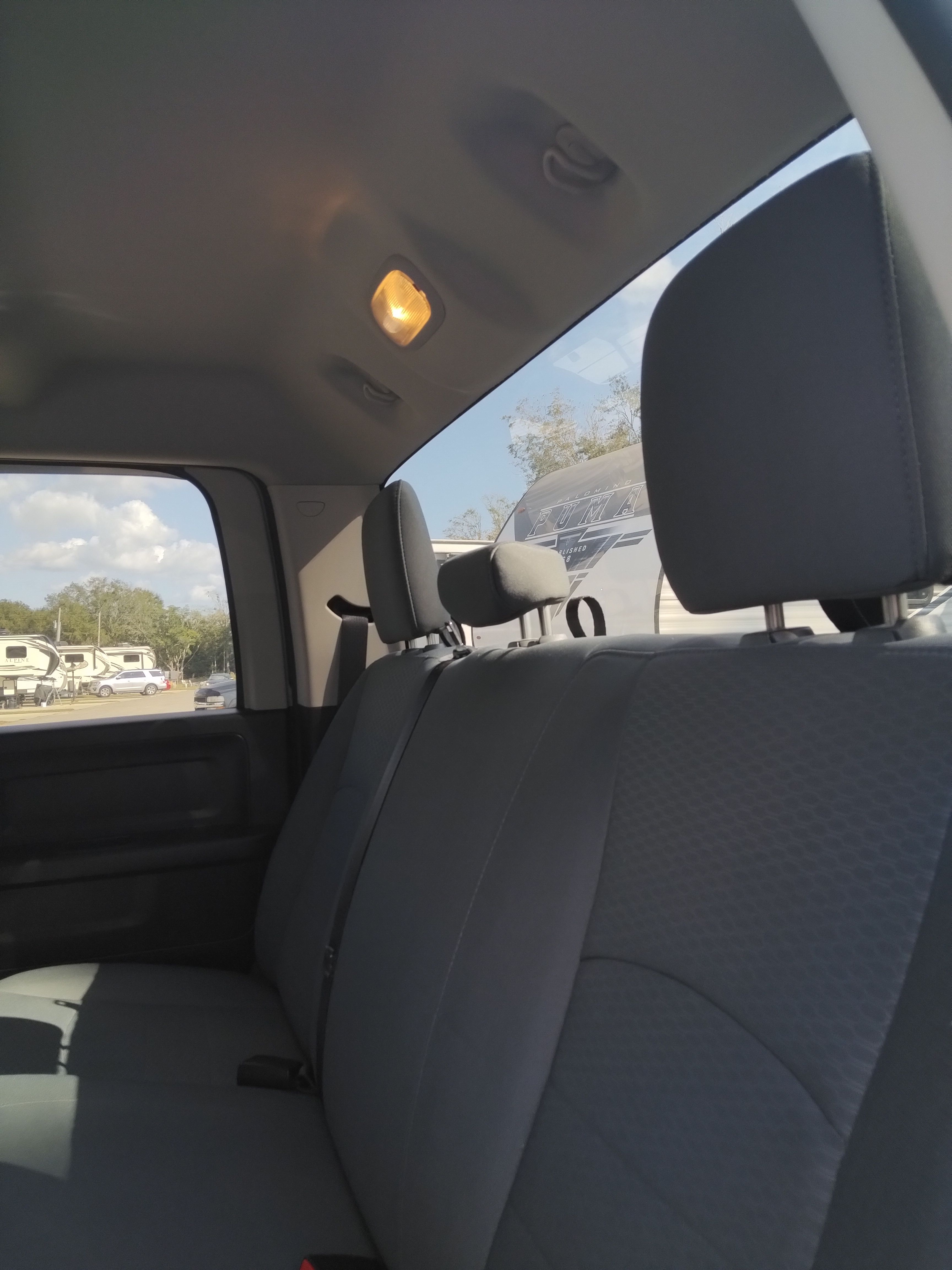 Used 2017 RAM 3500 Tradesman w/ Chrome Appearance Group AWD/4WD image 17