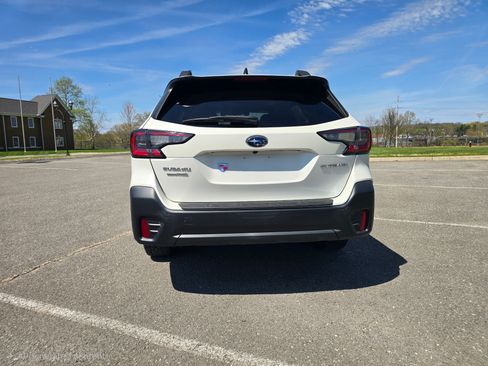 Used 2021 Subaru Outback Premium w/ Tech Package 1 image 6