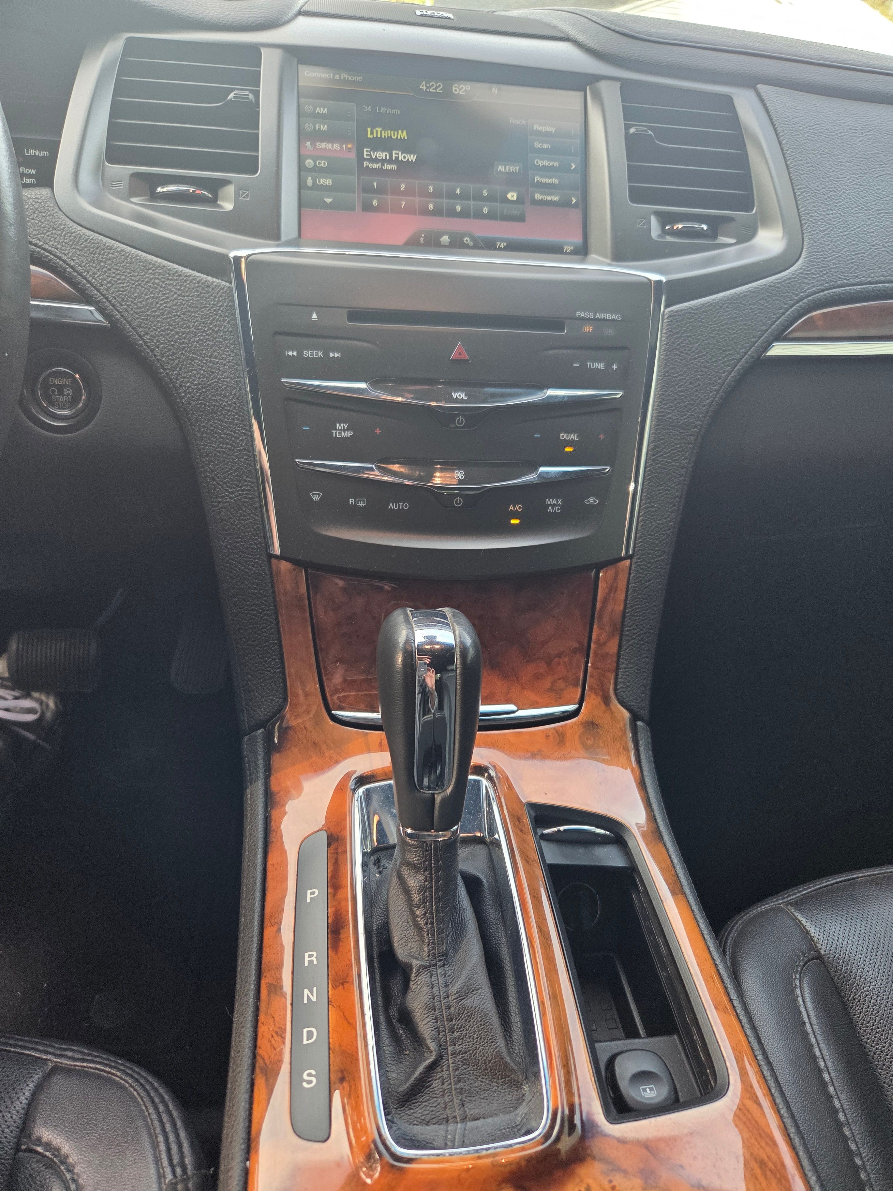 Used 2015 Lincoln MKS AWD w/ Equipment Group 201A image 11