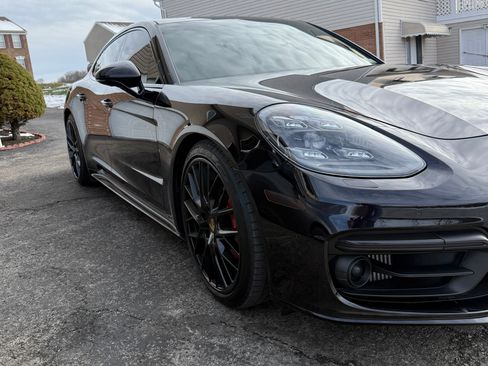Used 2017 Porsche Panamera Turbo image 13