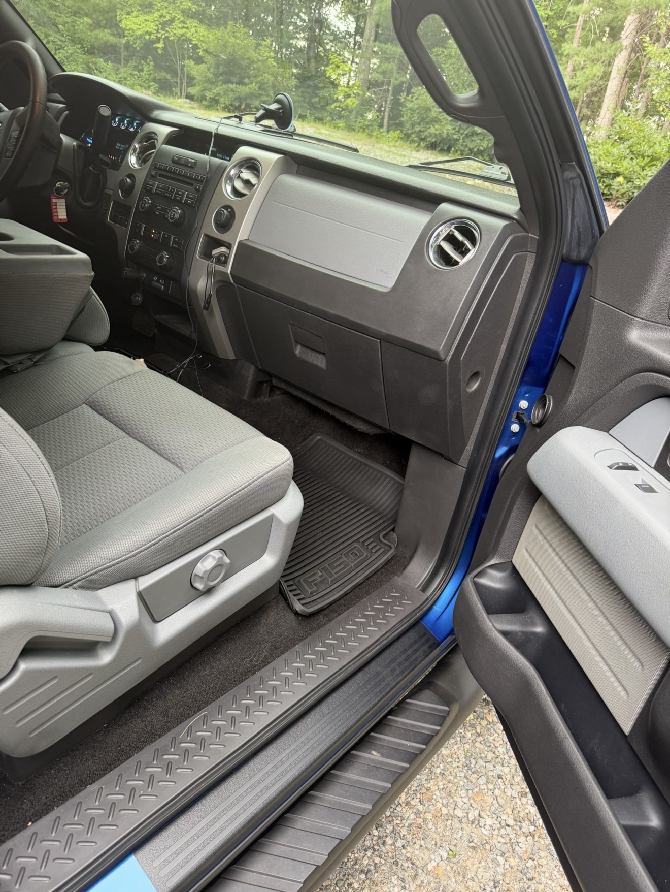 Used 2014 Ford F150 XLT w/ Trailer Tow Package AWD/4WD image 25