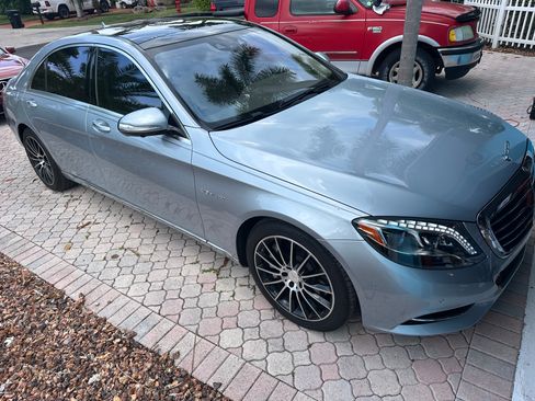 Used 2017 Mercedes-Benz S 550 Sedan image 5