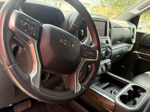 Used 2021 Chevrolet Silverado 1500 RST w/ Rally Edition AWD/4WD image 14
