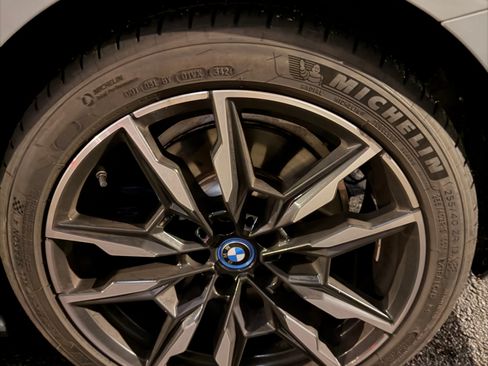 Used 2022 BMW i4 M50 image 8