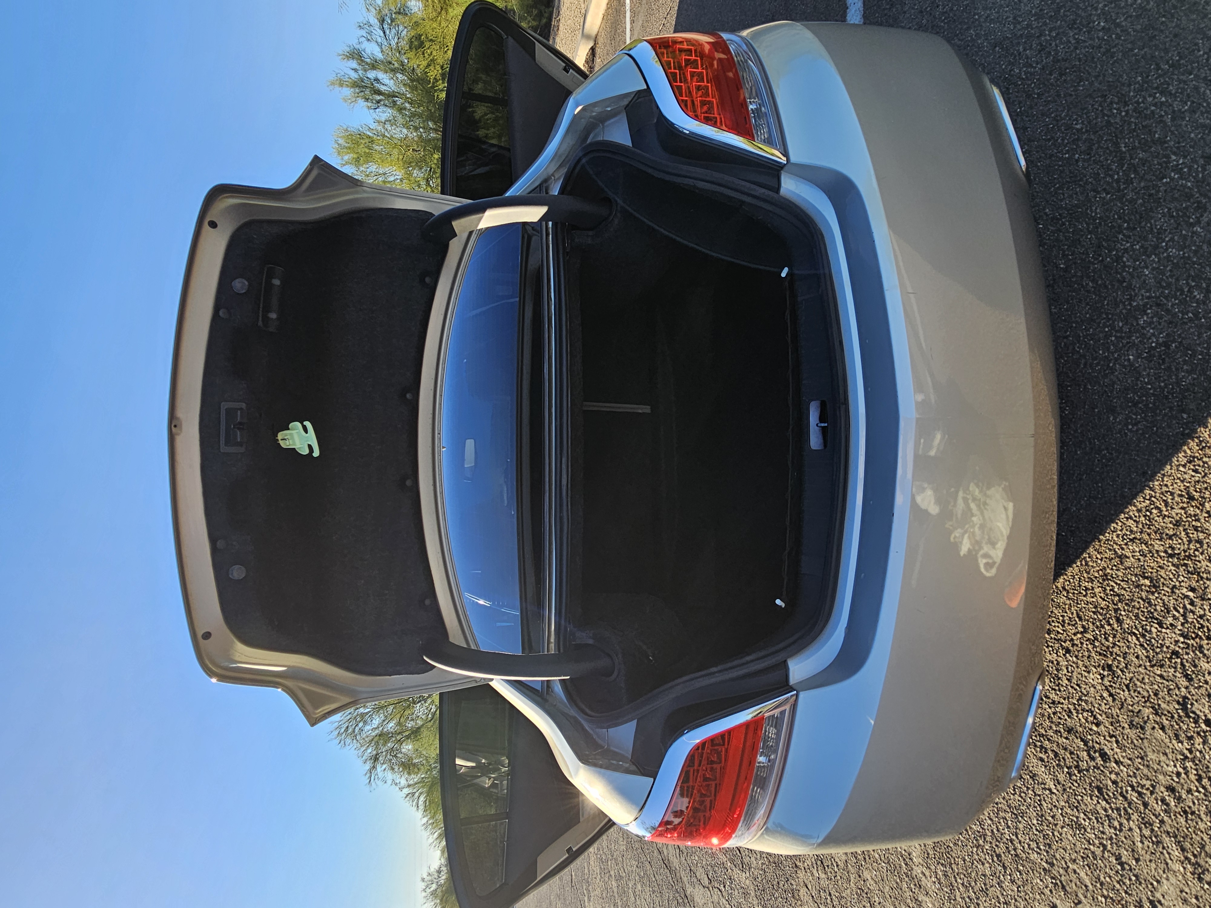 Used 2013 Buick LaCrosse FWD image 13