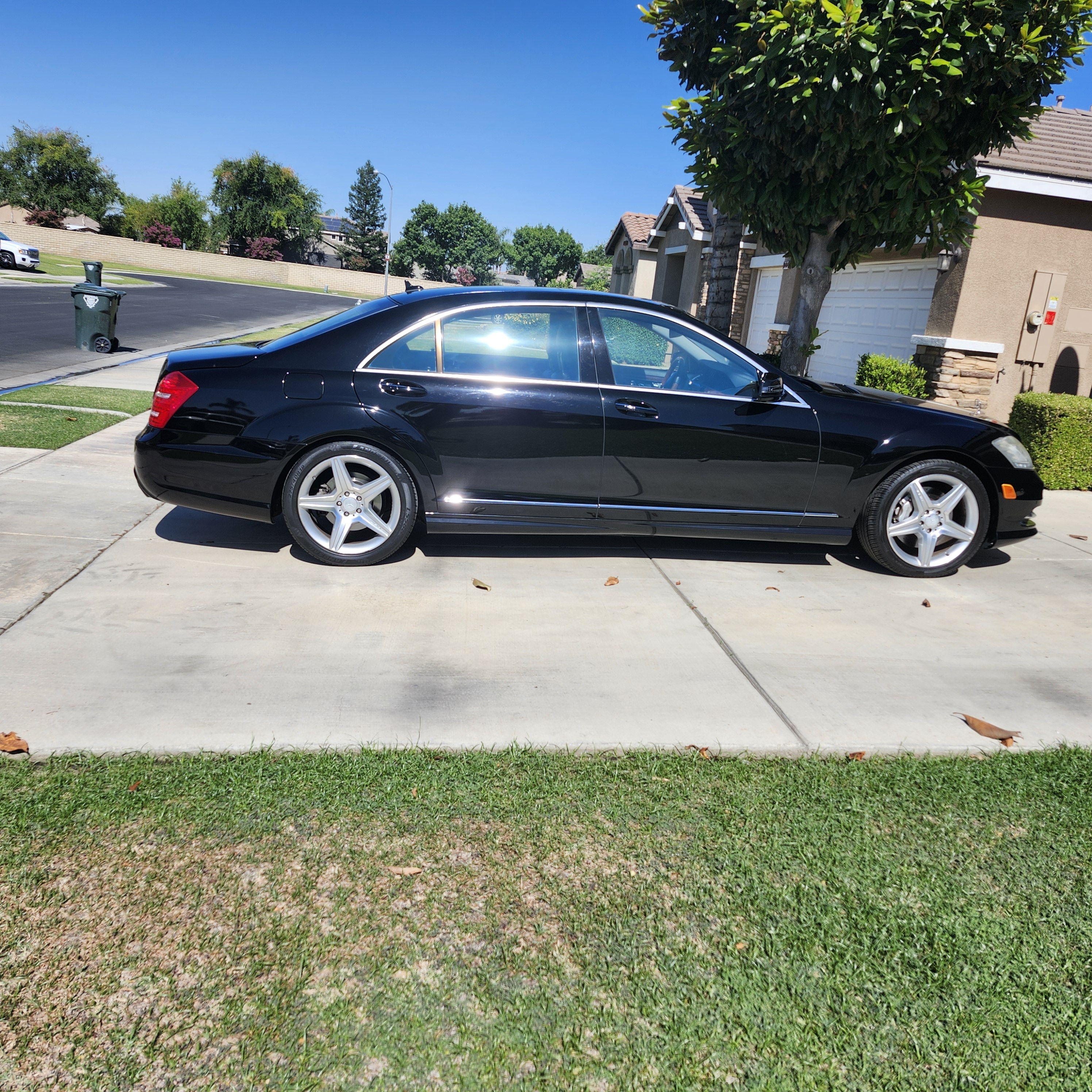 Used 2010 Mercedes-Benz S 550 image 9