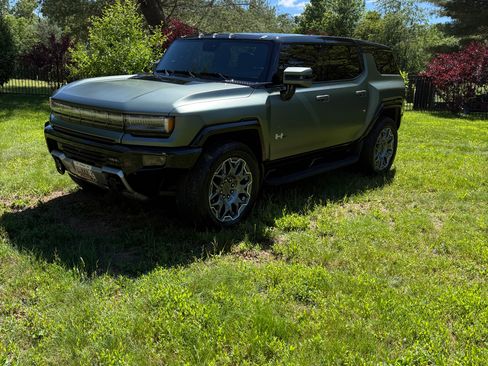 Used 2024 GMC Hummer EV 3X AWD/4WD image 4