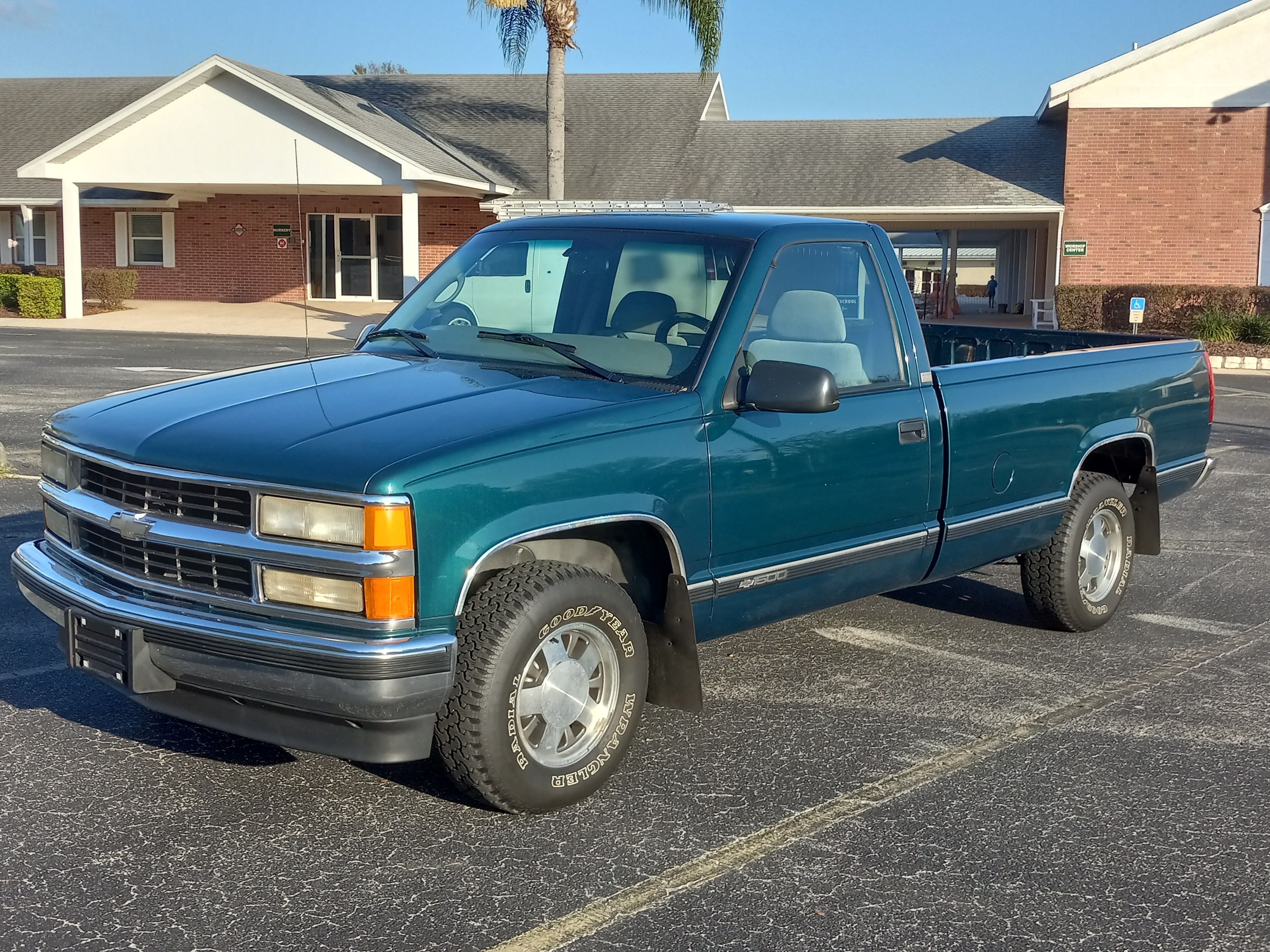 Used 1997 Chevrolet Silverado 1500 2WD Regular Cab image 2