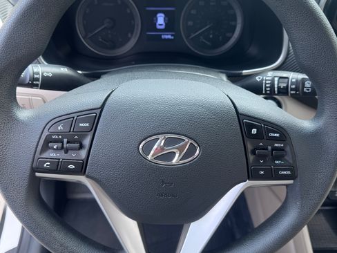 Used 2019 Hyundai Tucson Value AWD/4WD image 13