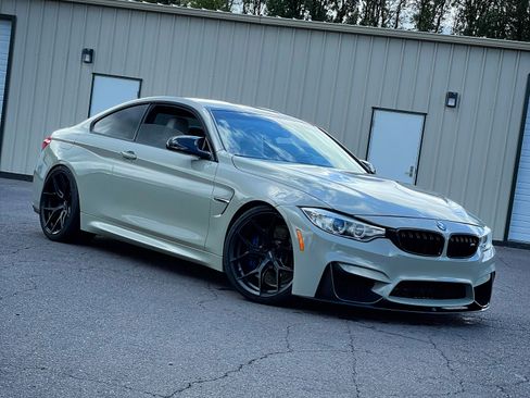 Used 2017 BMW M4 Coupe RWD image 1