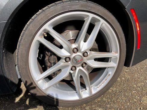 Used 2019 Chevrolet Corvette Stingray Z51 Coupe 2D image 15