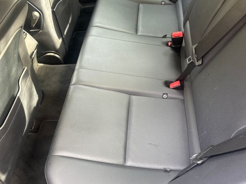 Used 2013 Mercedes-Benz C 300 4MATIC Sedan image 11