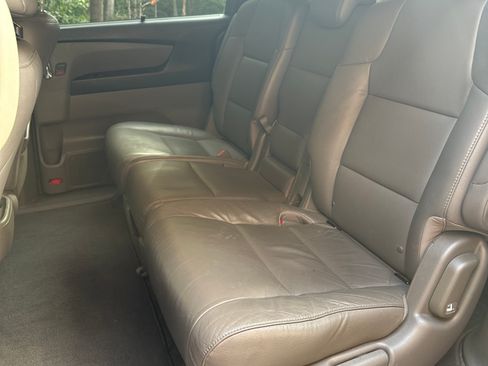 Used 2015 Honda Odyssey Touring image 12