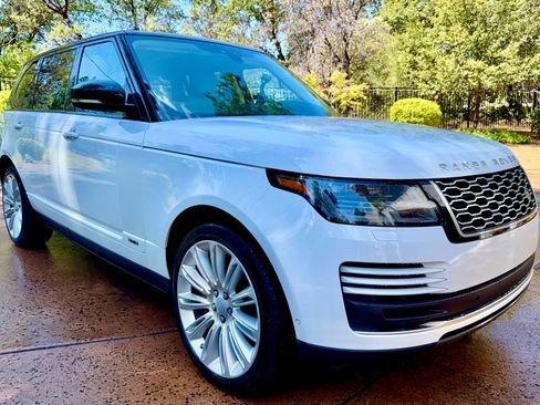 Used 2020 Land Rover Range Rover Long Wheelbase HSE image 2