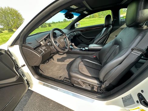 Used 2011 Cadillac CTS V w/ Wood Trim Package image 9