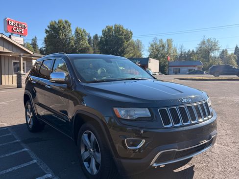 Used 2014 Jeep Grand Cherokee Limited w/ Luxury Group II AWD/4WD image 4