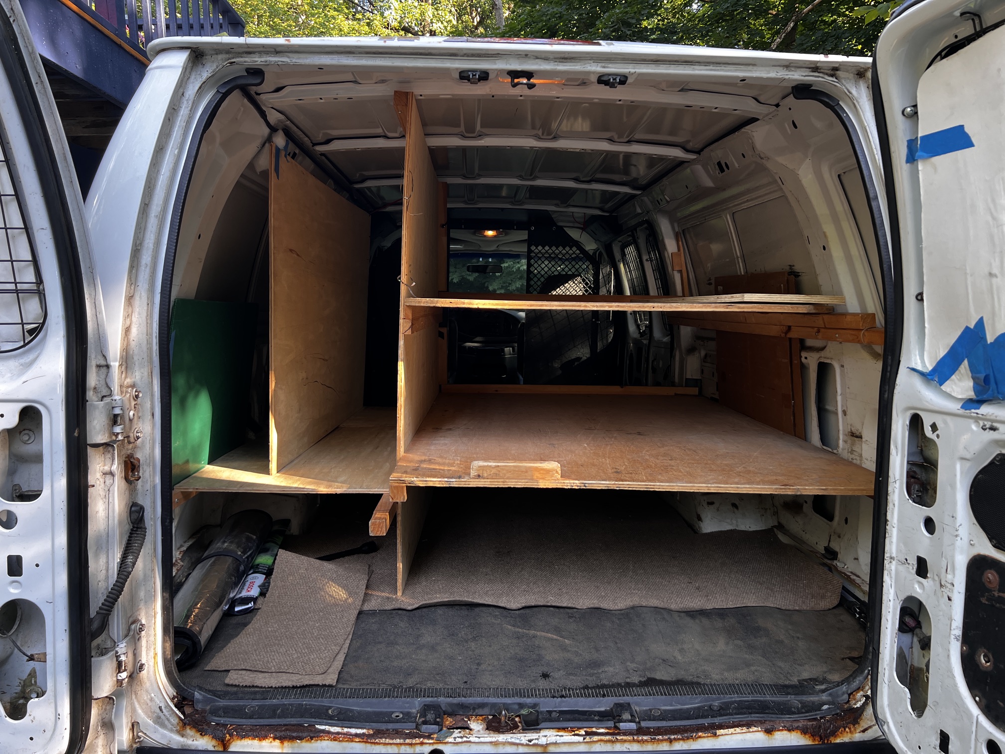 Used 2006 Ford E-350 and Econoline 350 XL RWD image 11