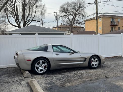 Used 1999 Chevrolet Corvette Coupe w/ Memory Pkg image 1