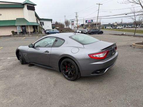 Used 2010 Maserati GranTurismo S RWD image 6